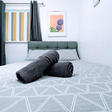 City Centre Comfort Northampton Apartment Ngoại thất bức ảnh