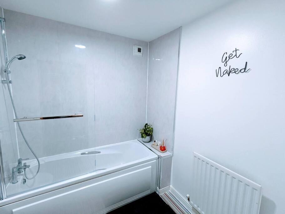 City Centre Comfort Northampton Apartment Ngoại thất bức ảnh