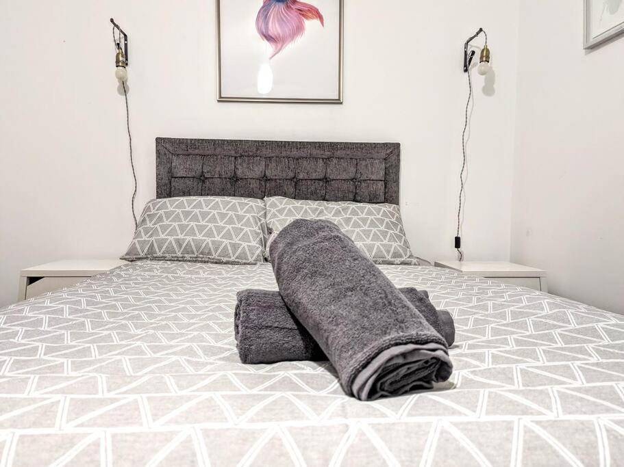 City Centre Comfort Northampton Apartment Ngoại thất bức ảnh