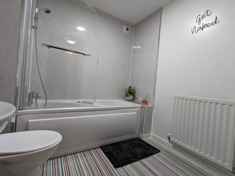 City Centre Comfort Northampton Apartment Ngoại thất bức ảnh