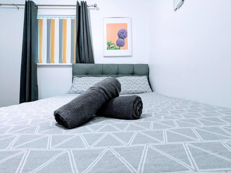City Centre Comfort Northampton Apartment Ngoại thất bức ảnh